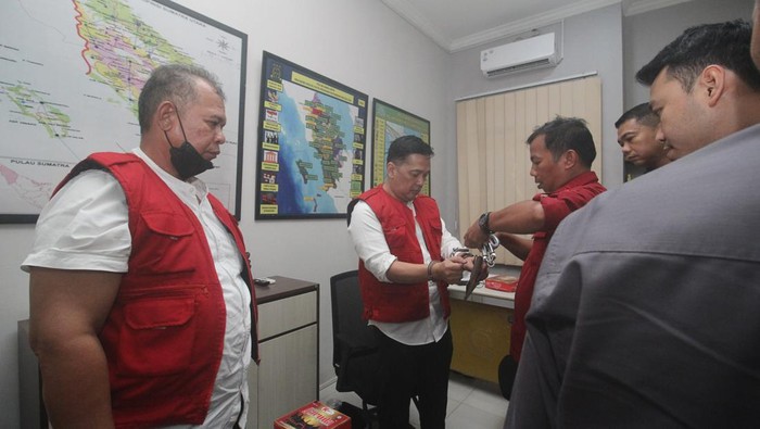 PAFI Kabupaten Kulon Progo: Kejati Tahan Sekretaris Dinkes Sumut Terkait Dugaan Korupsi APD COVID-19